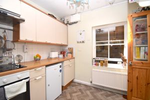 Kitchen- click for photo gallery